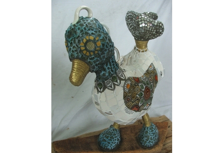 mosaic bird sculpture by Anne Schwegmann-Fielding